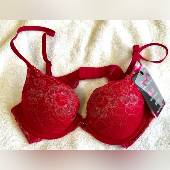 Maidenform Plunge Push-Up Lace Bra - Picture 1 of 6